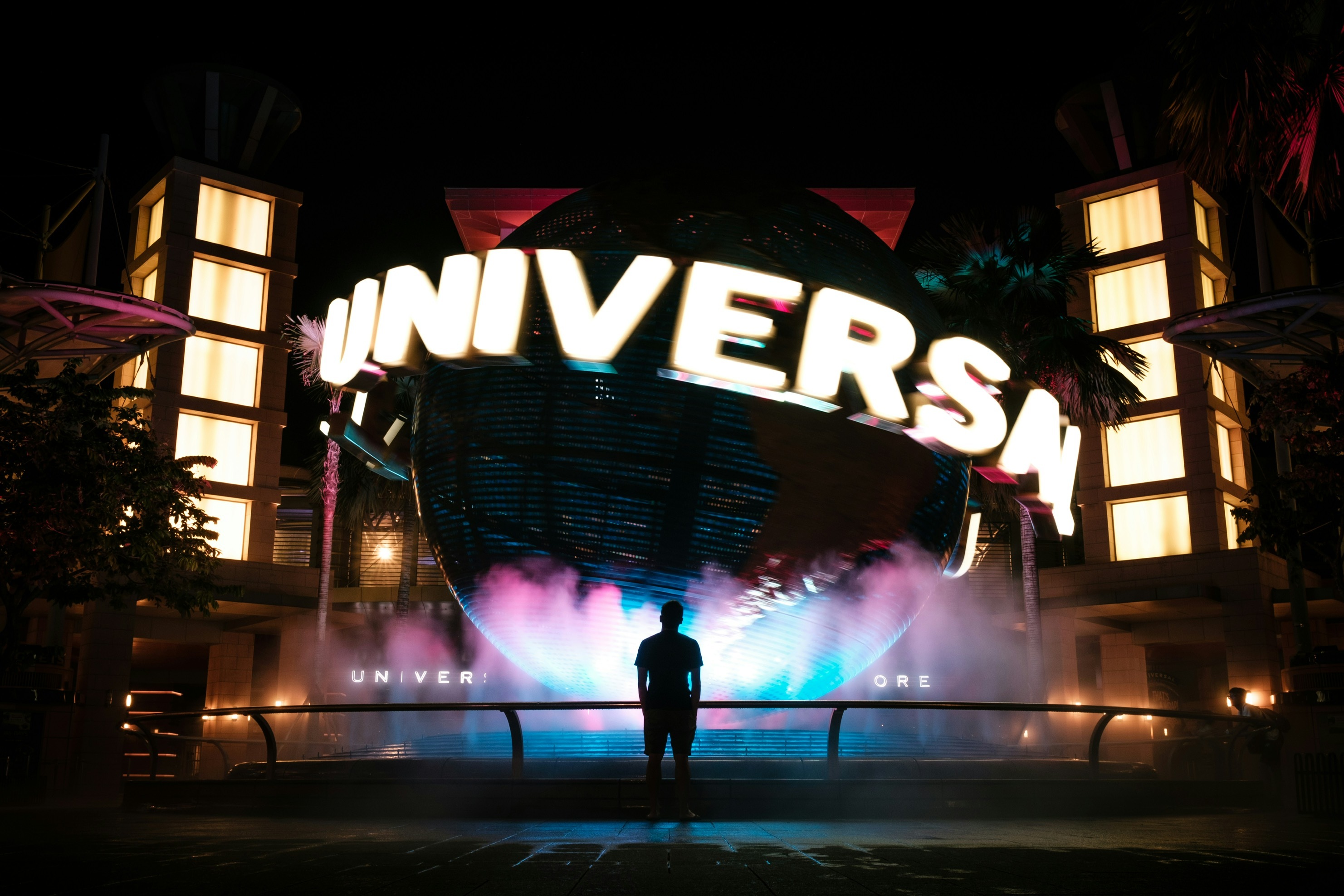 Universal 8